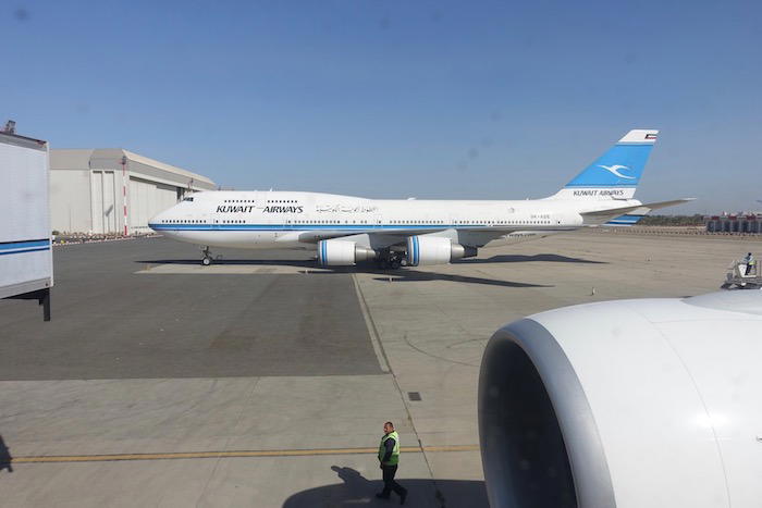 Kuwait-Airways-777-Business-Class - 23
