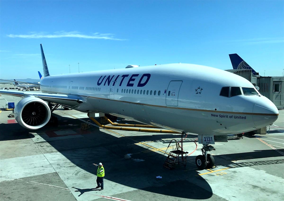 WATCH THIS before you book United Airlines BASIC ECONOMY ticket