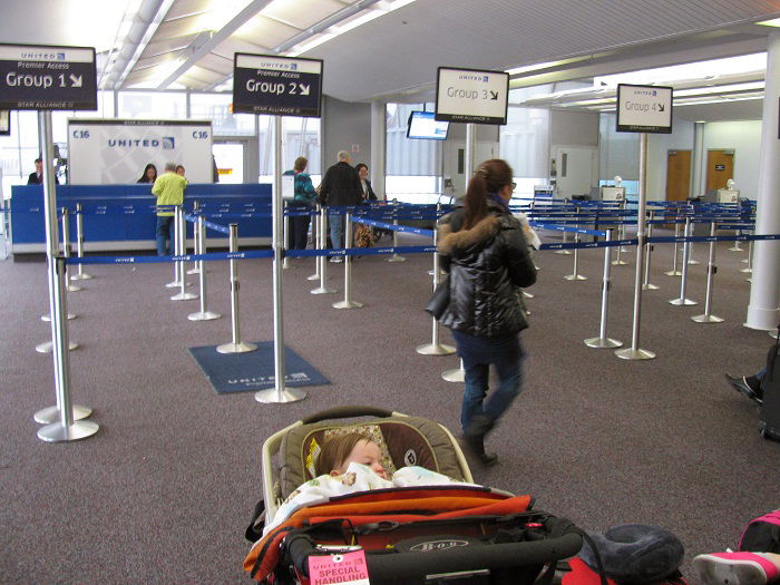 Gate checking best sale a stroller