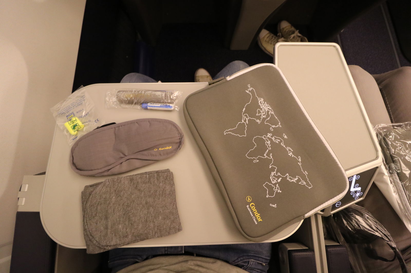 Condor 767 Business Class amenity kit