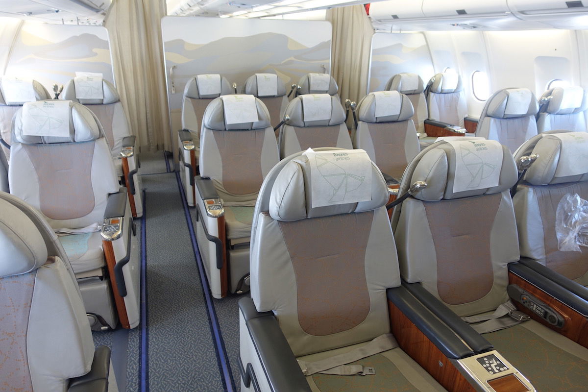 Emirates Business Class A340