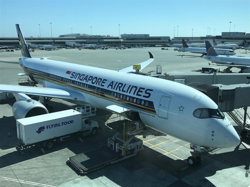 Singapore Airlines Airbus A350-900 in flight