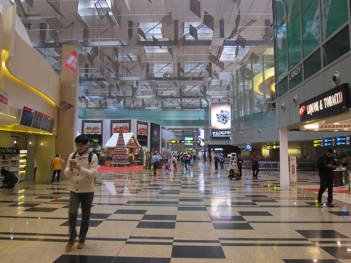 Before Jewel: Remembering Changi Airport Terminal 1's debut 38