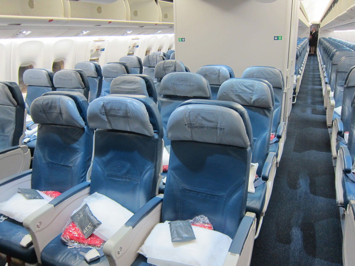 Delta Air Lines will stop blocking middle seats in first half of 2021