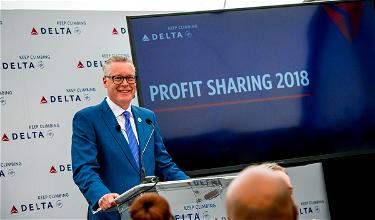 American Pilots Are Angry That Delta Employees Got Big Profit Sharing Bonuses