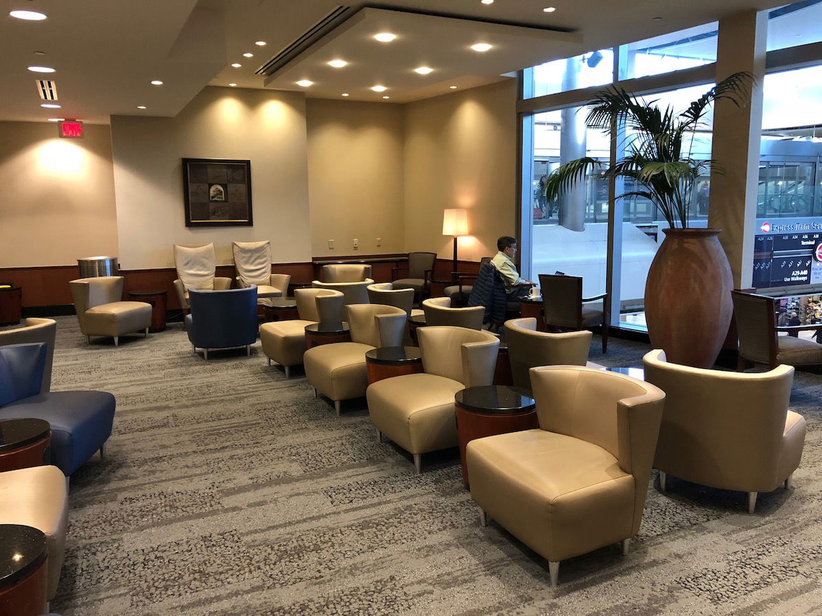 Delta Sky Clubs Trial Fast Track Lines: Helpful Or Unfair?