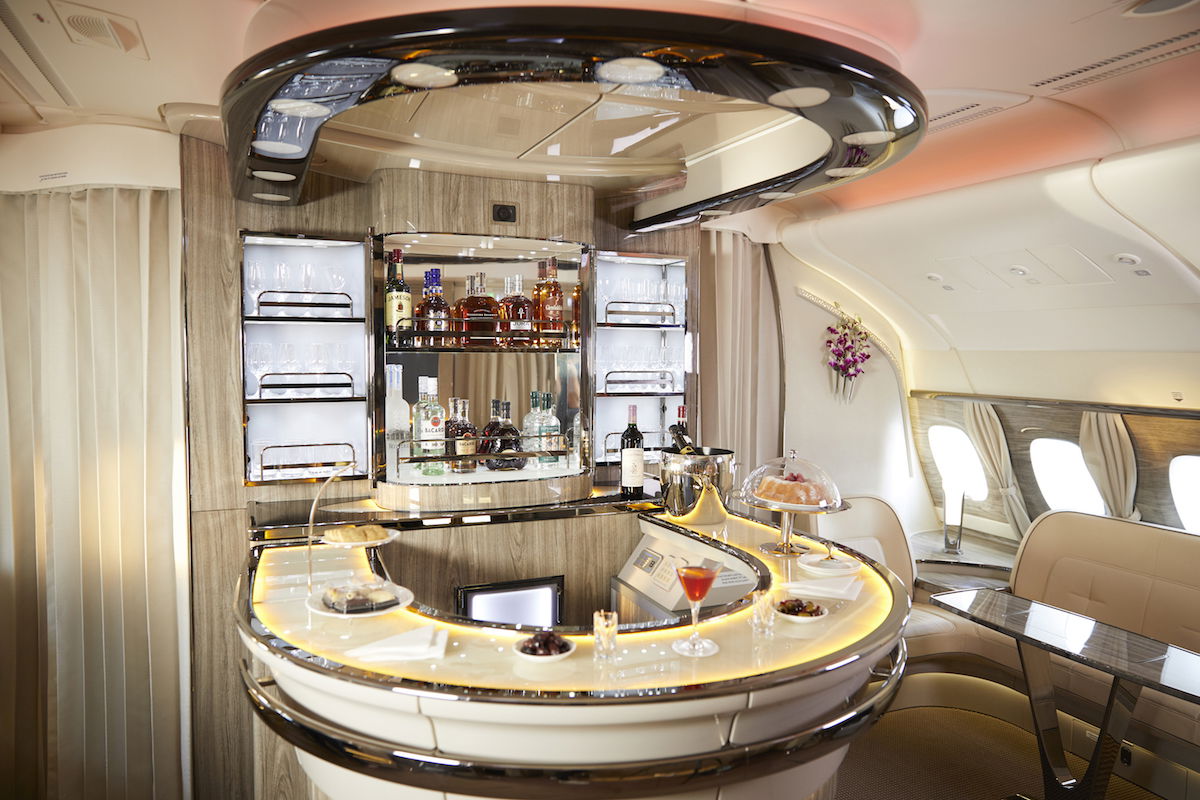 lol-emirates-will-no-longer-display-expensive-drinks-at-first-class