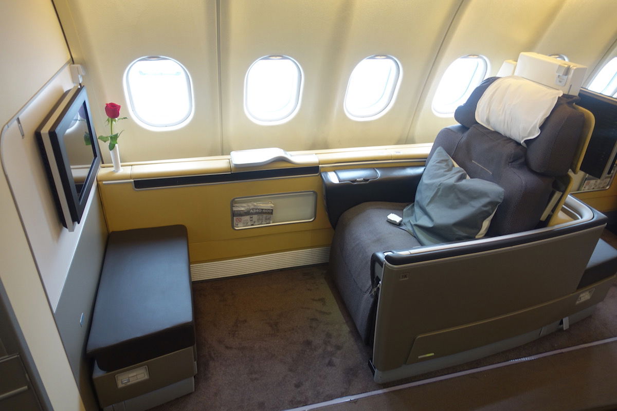 lufthansa business class seats a340 600