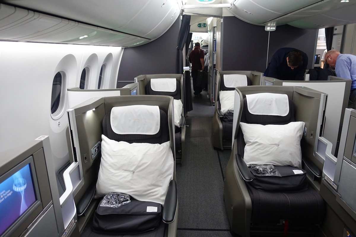 boeing 787 inside first class