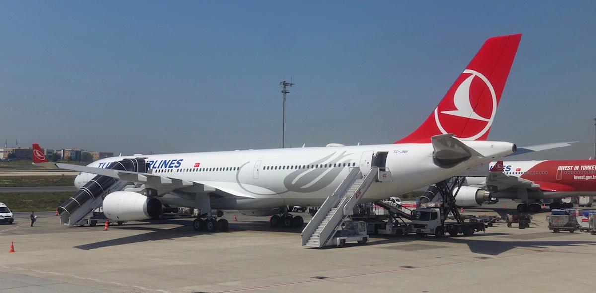 Turkish Airlines A330 Tries To Take Off From Taxiway
