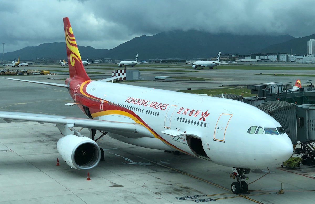 Curious: Hong Kong Airlines plans long-haul flights with used 787s