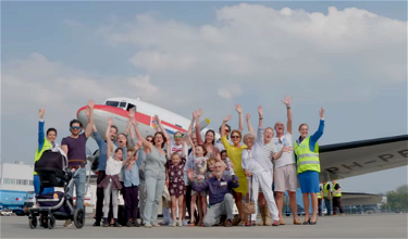 Video: KLM Honors An 83 Year Old Airline Ticket!