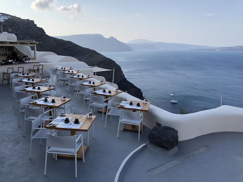 Dining table set at the Mystique restaurant, illustrating dining purchases that earn bonus points