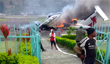 Ugh: Protestors Torch Air Niugini Plane