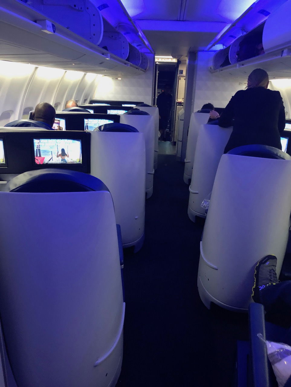 Everything you can (and cannot) expect in Delta 757-200 Comfort