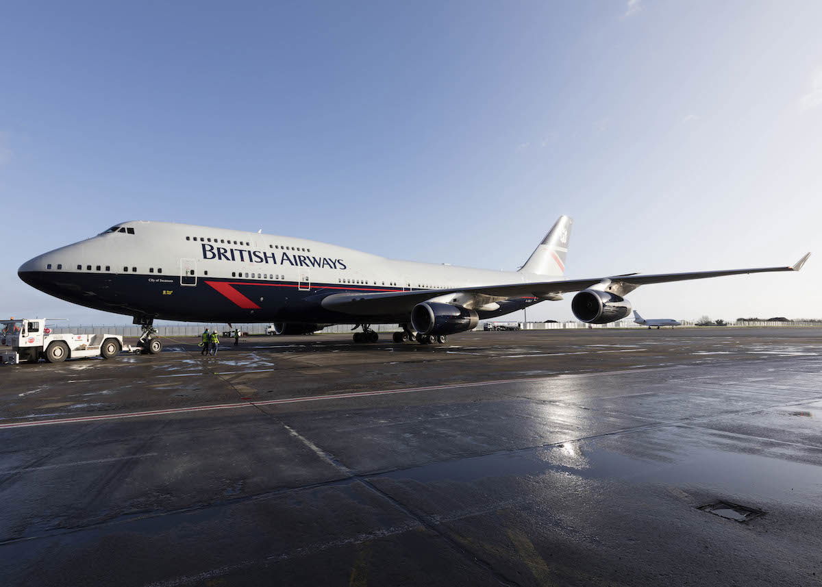 Air Force One's Patriotic New Livery - One Mile at a Time