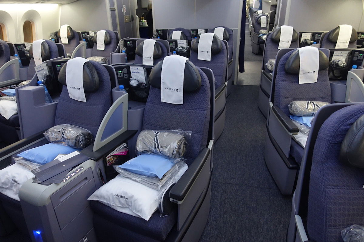 United Airlines Business Class 787