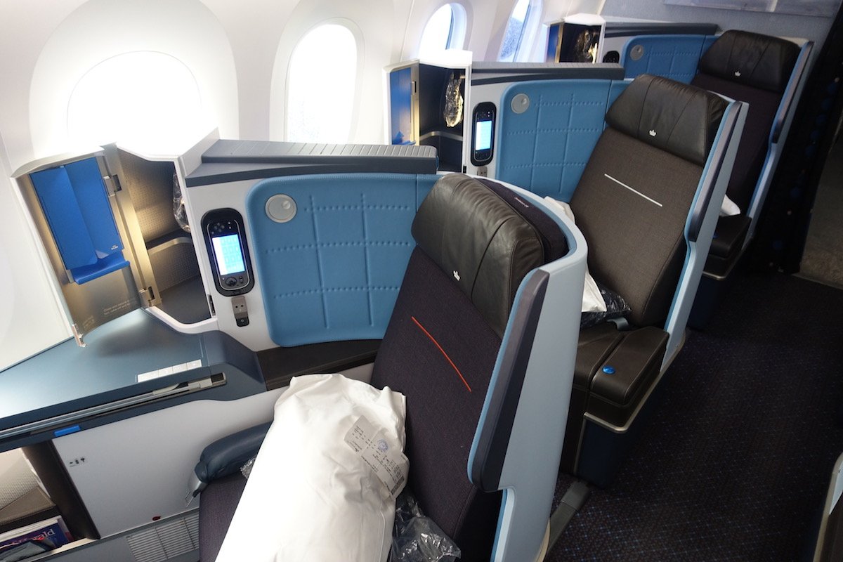 KLM Business Class 787 2 
