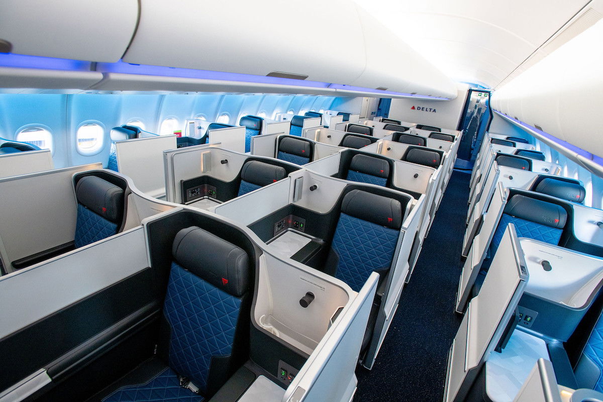 Delta Airbus A330 300 Economy Comfort Seats | Elcho Table