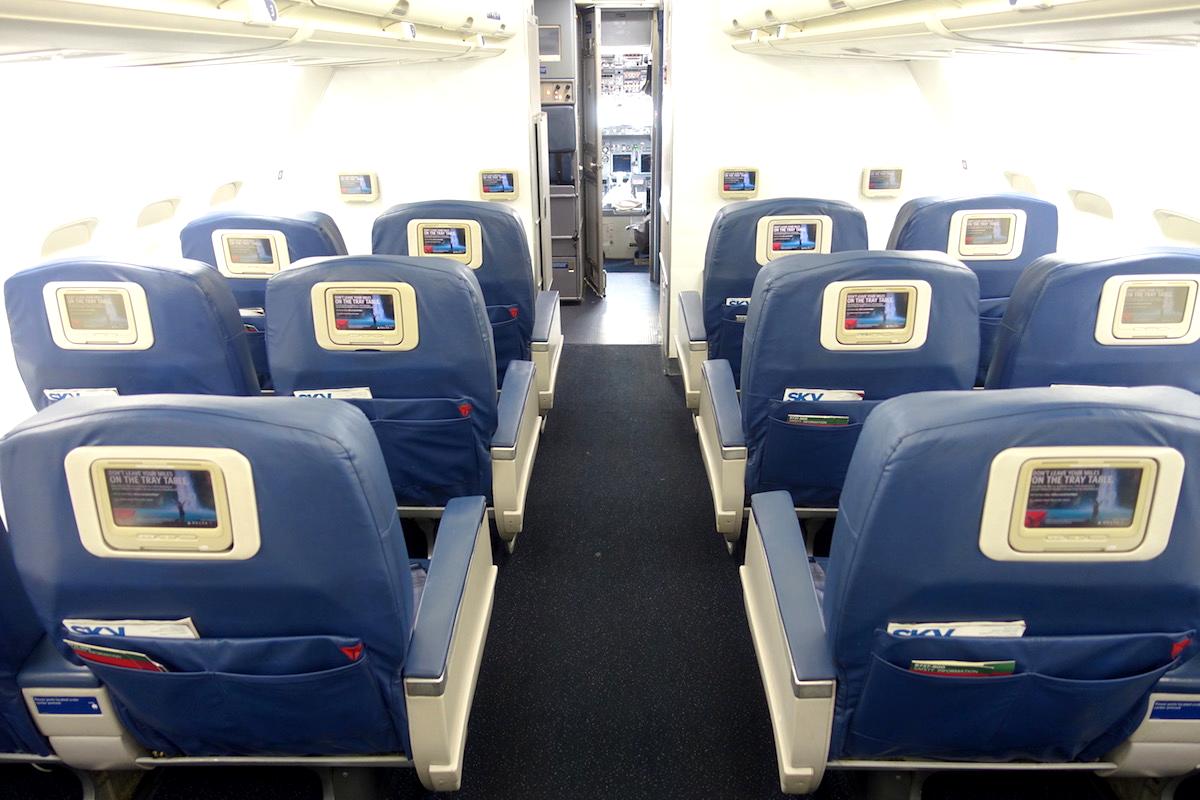 Review: Delta Air Lines 737 First Class - One Mile at a Time