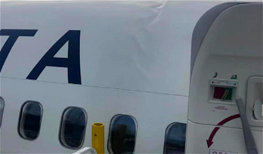 Rough Landing Seriously Damages Delta 757