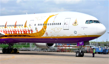 Thai Airways’ Special 777 Royal Barge Livery