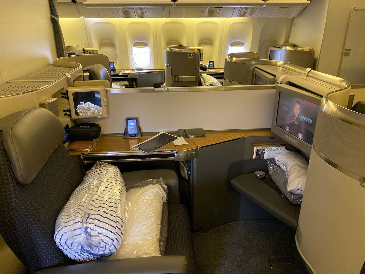 Review American Airlines 777 First Class One Mile at a Time