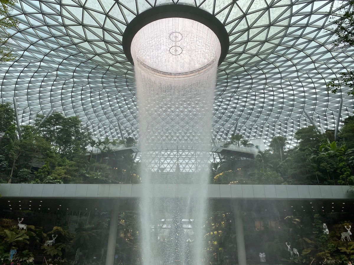 Review: The Jewel Changi Airport - One Mile at a Time