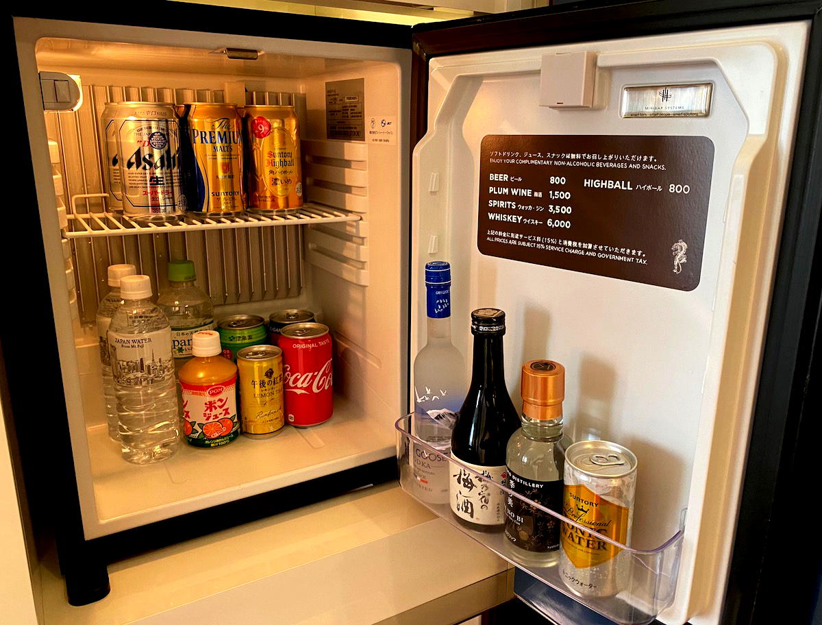 Andaz “Refreshing” Minibar, Cutting Free Items