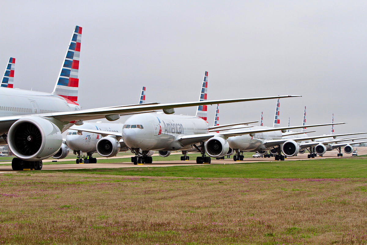 American Airlines Issues 25,000 Layoff Notices One Mile at a Time