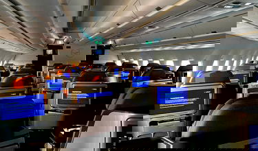 Which Side Of Plane Will The Sun Be On? Here’s How To Tell…