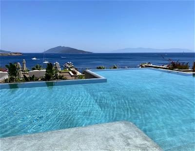 The luxury Bodrum shopping experience is browsing and buying at a peaceful  pace, Luxury Travel