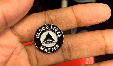 Delta Stands Up For Passenger Wearing “Black Lives Matter” Shirt