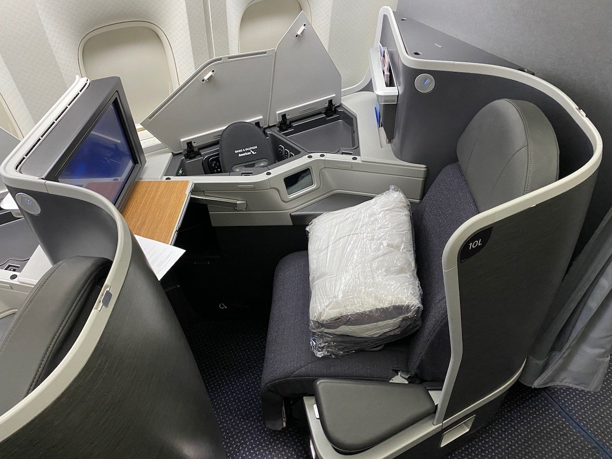 boeing 777  200 business class