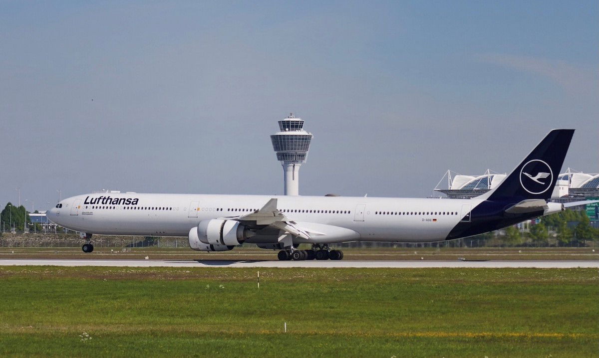 Ouch: Lufthansa A340 Returns To Boston Twice