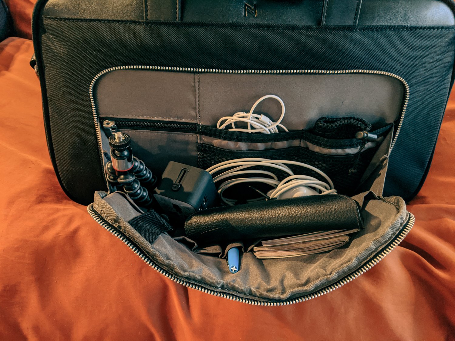 The NEW Nomad Lane Bento Bag V4 Review  The BEST Personal Item of 2024? 