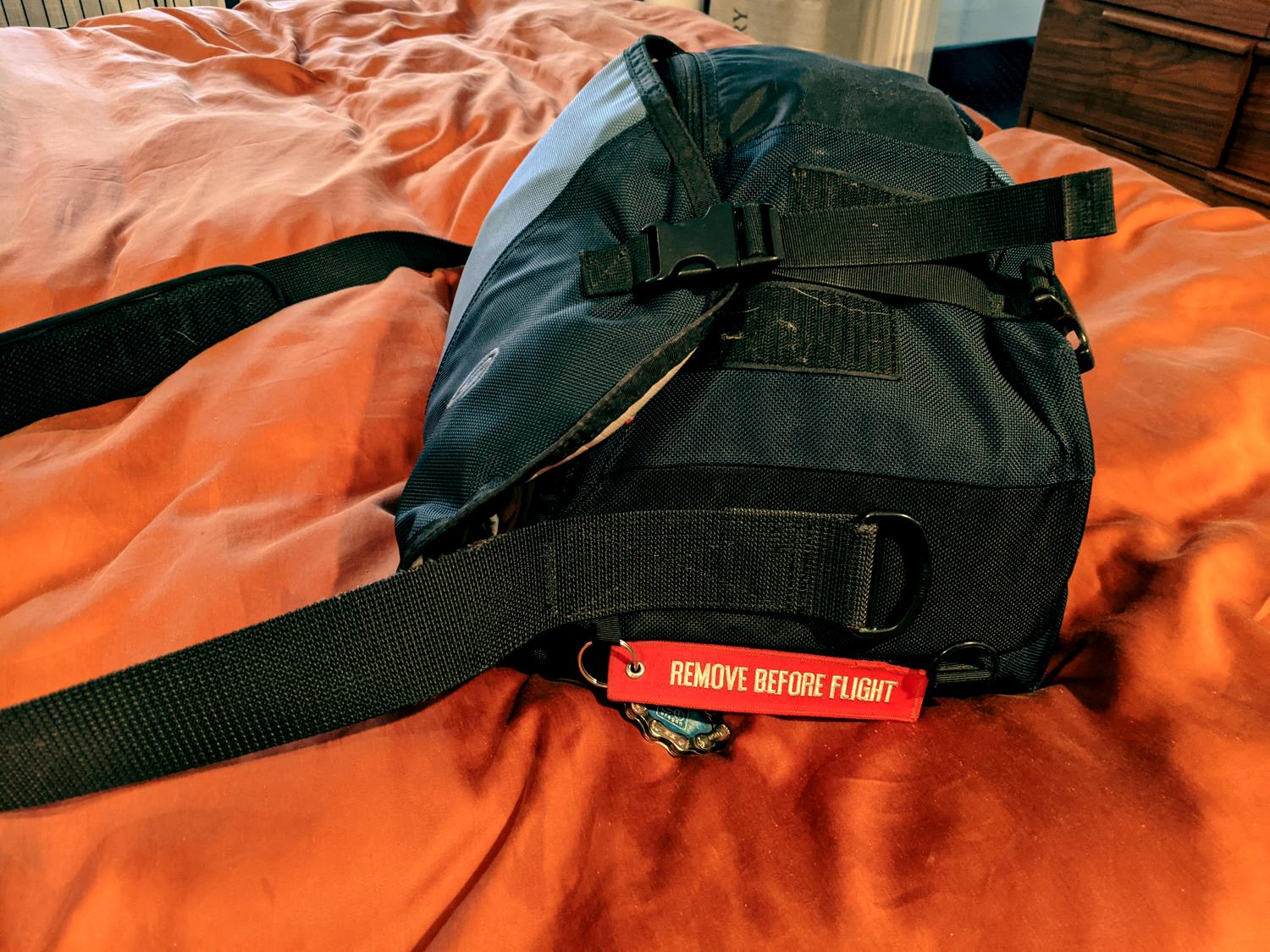 Review & Giveaway: Nomad Lane Bento Bag | One Mile at a Time