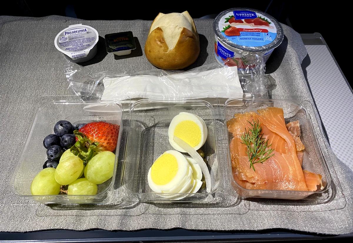 Thoughts On Recent Domestic First Class Meals