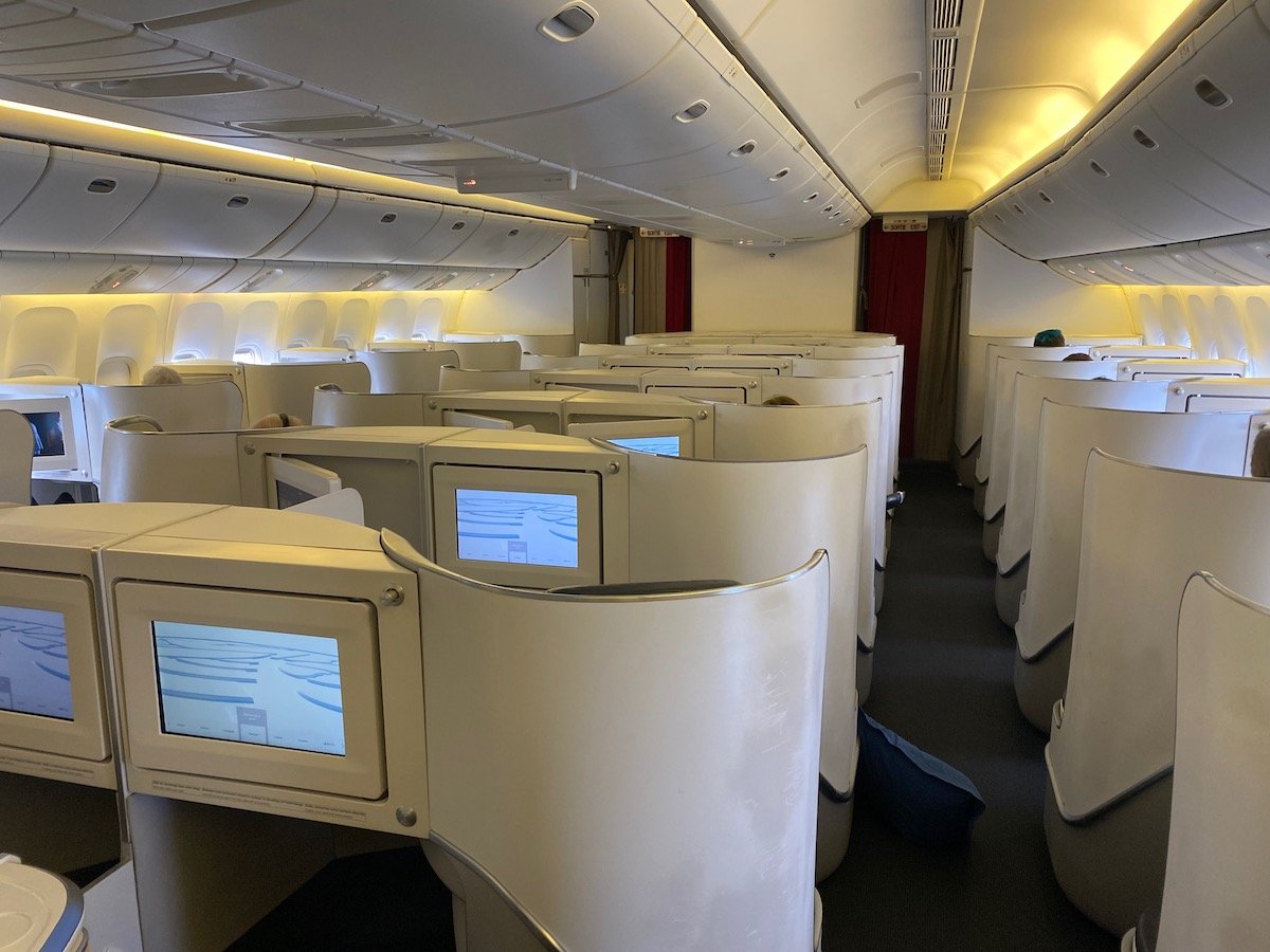 Review: Air France Business Class Boeing 777-200