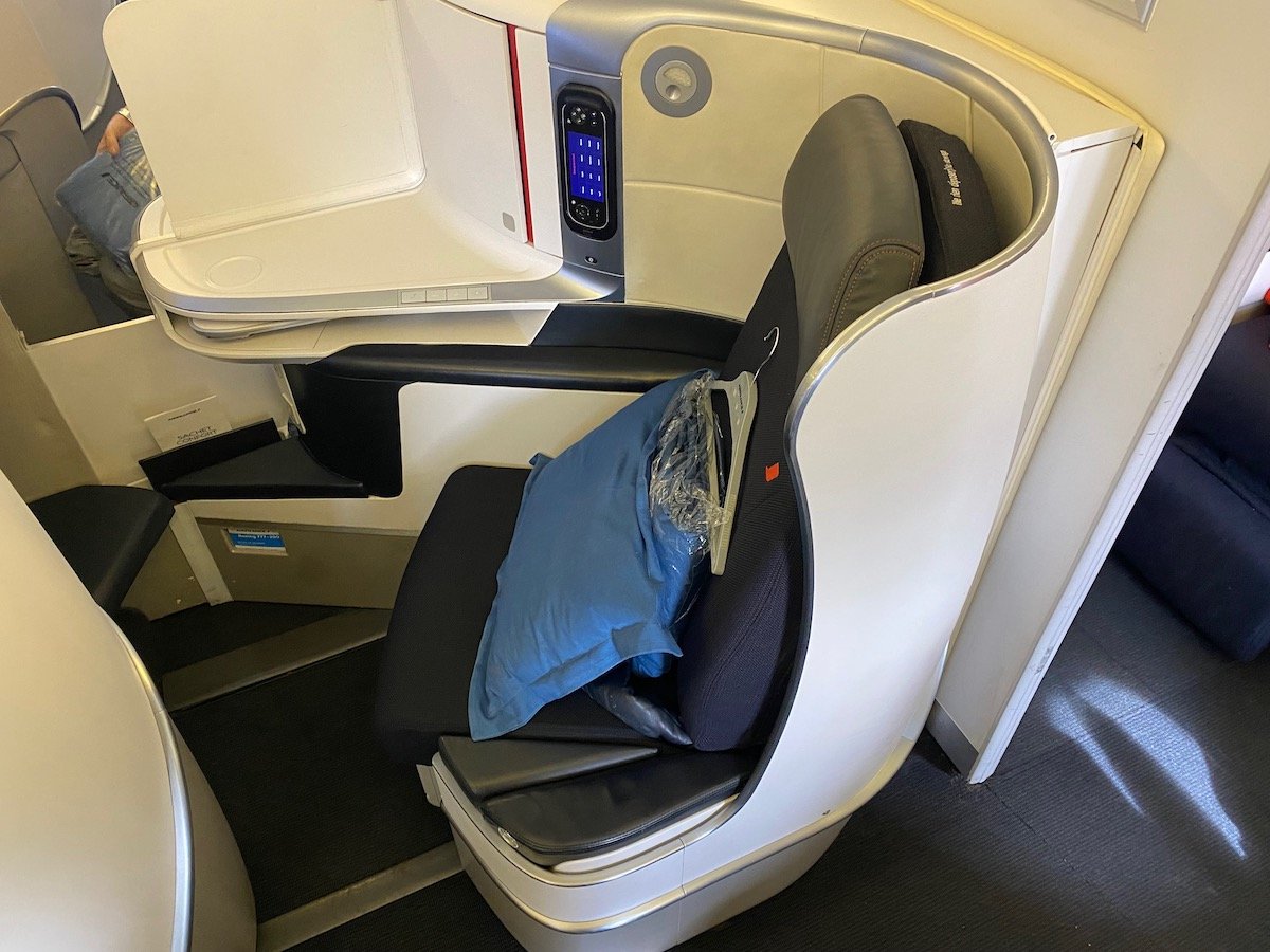 Review Air France Business Class Boeing 777200 One Mile at a Time