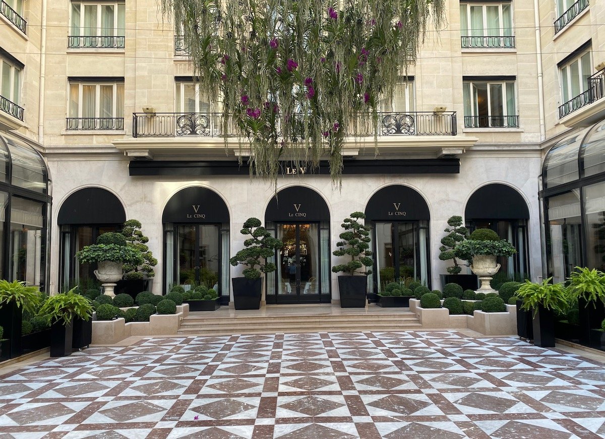 Four Seasons Hotel George V — Hotel Review