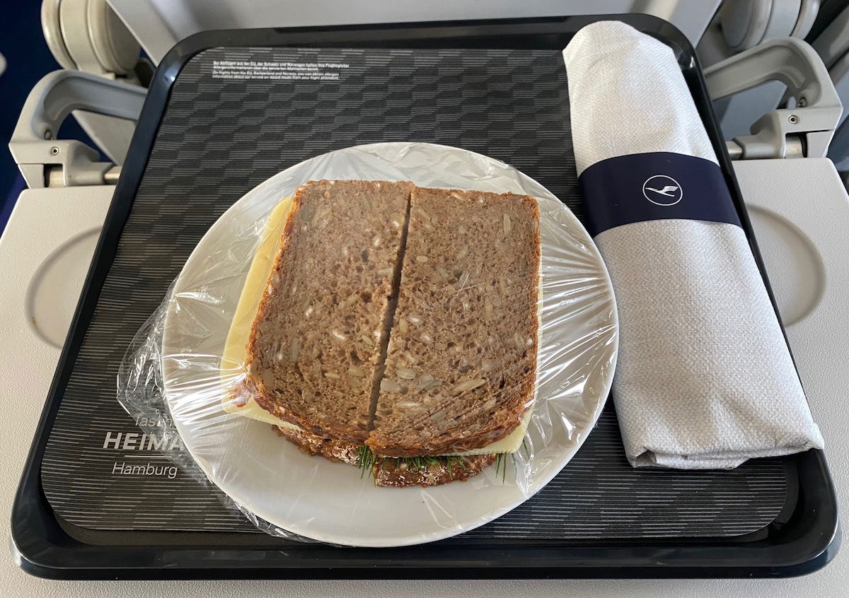 This Is Lufthansa s New Business Class Catering One Mile at a Time