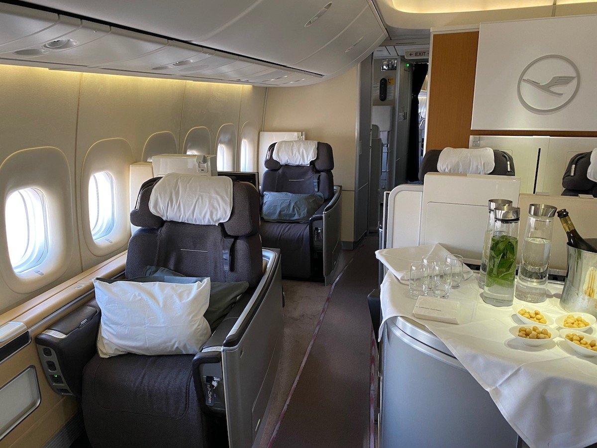 Review Lufthansa First Class Boeing 747 8 One Mile At A Time