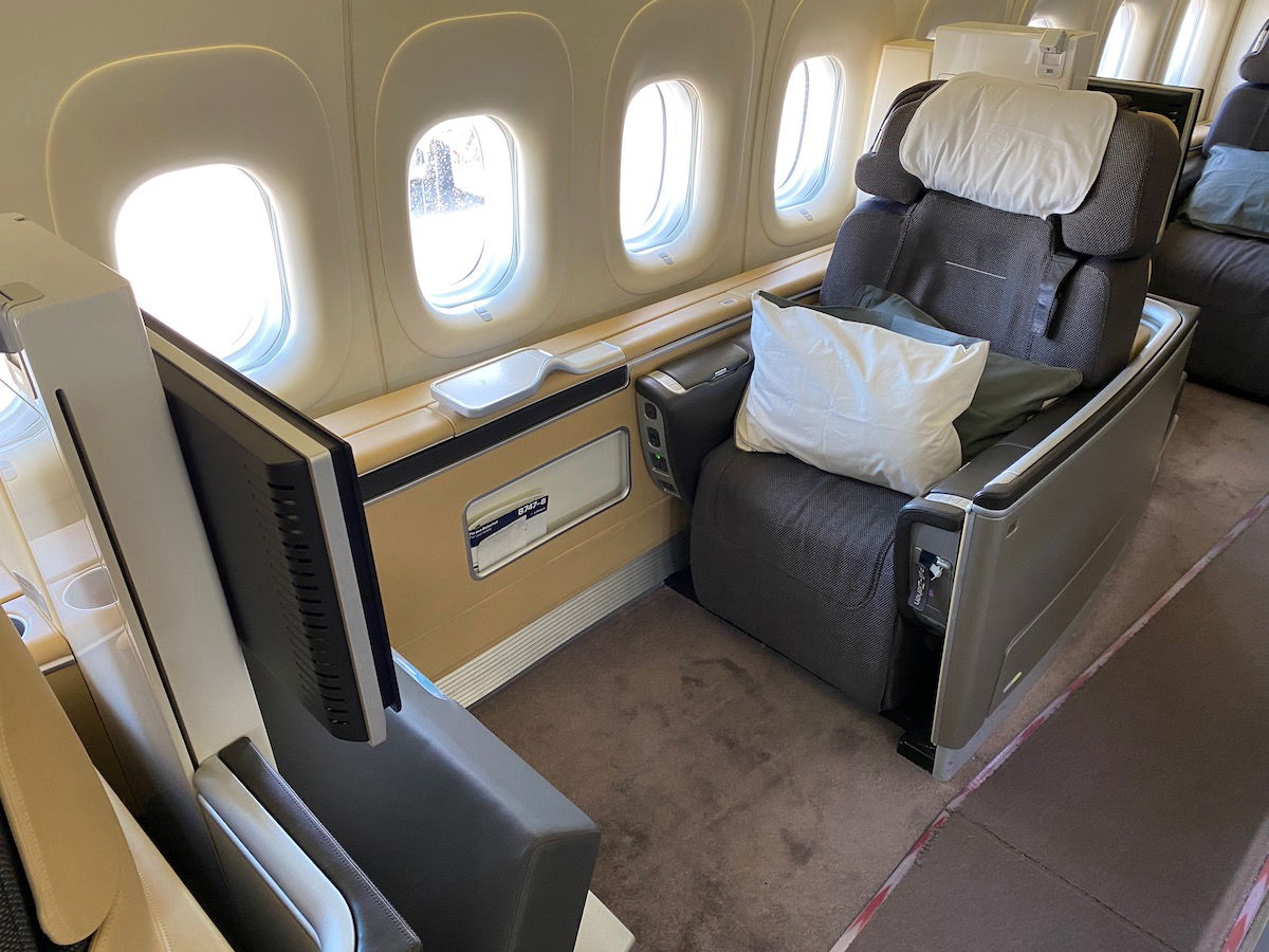 Lufthansa First Class 747 8