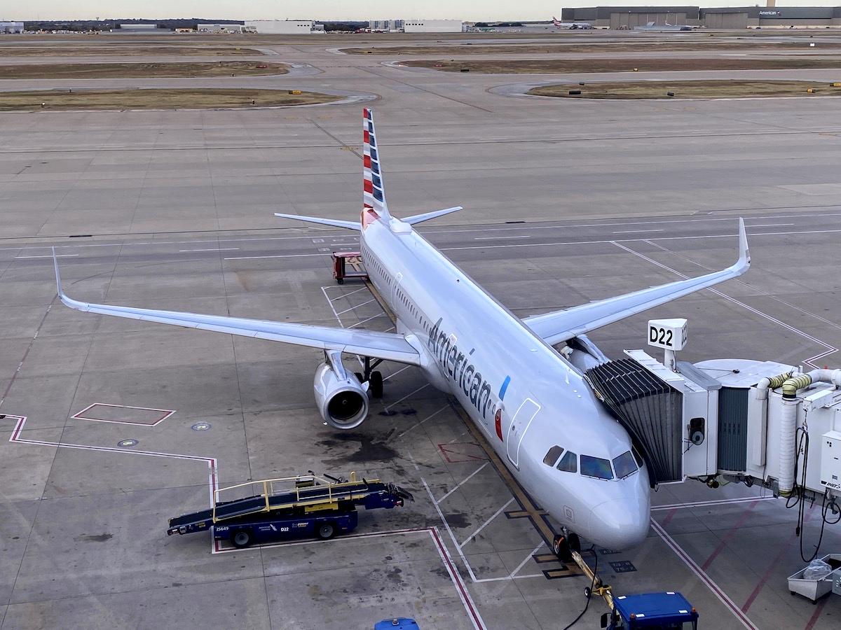 American Airlines' Disastrous Delay Handling - One Mile at a Time