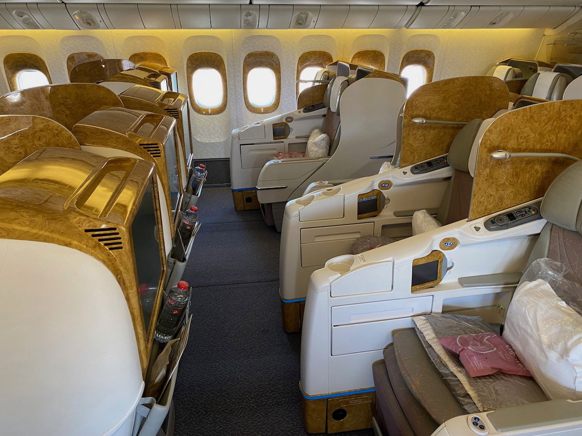 Emirates Business Class 777 8