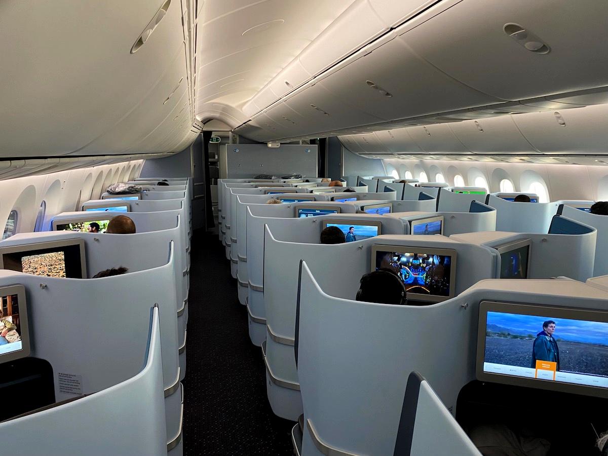 Review Klm Business Class Boeing 787 10 One Mile At A Time