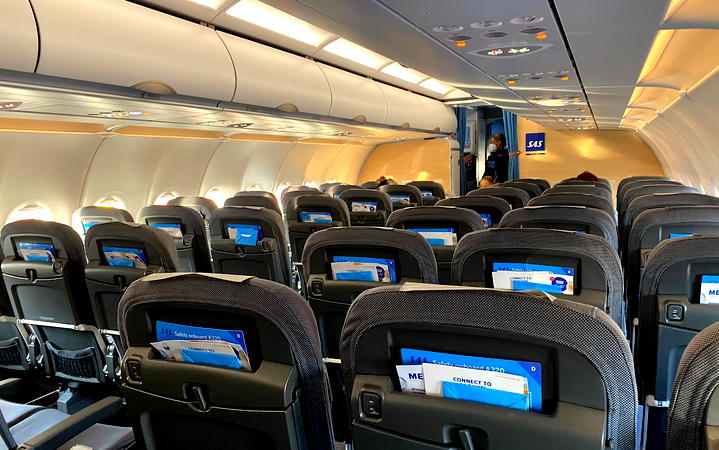 Review SAS Plus Airbus A320neo One Mile at a Time