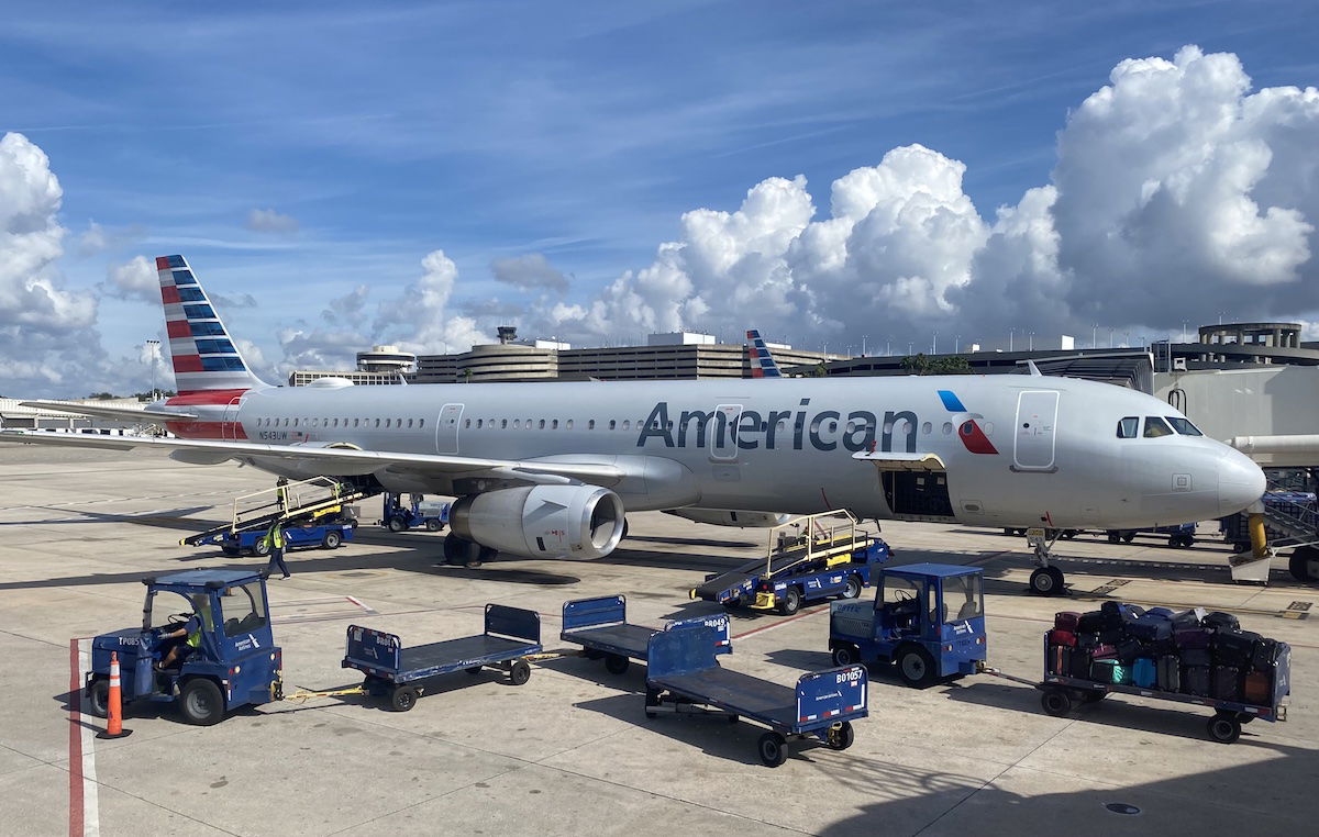 What you need to know about American Airlines lifetime flight status - The  Points Guy