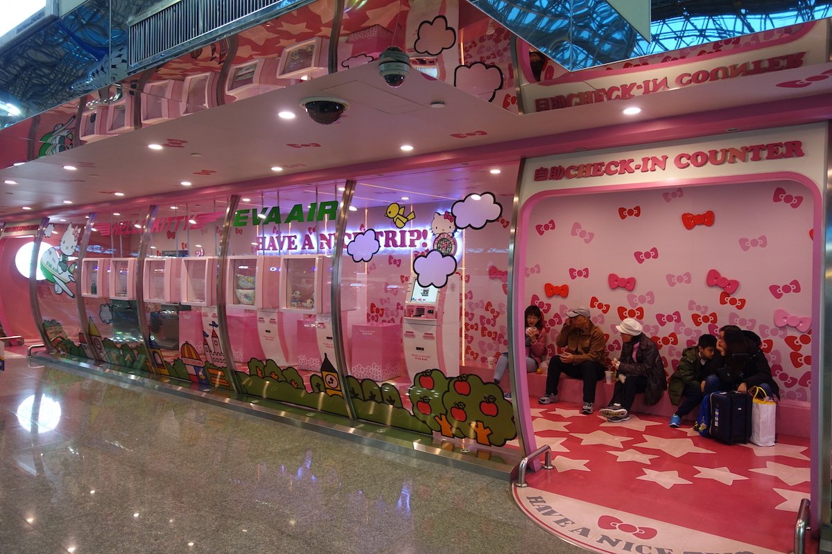 Hello Kitty firm strikes China deal after viral hit